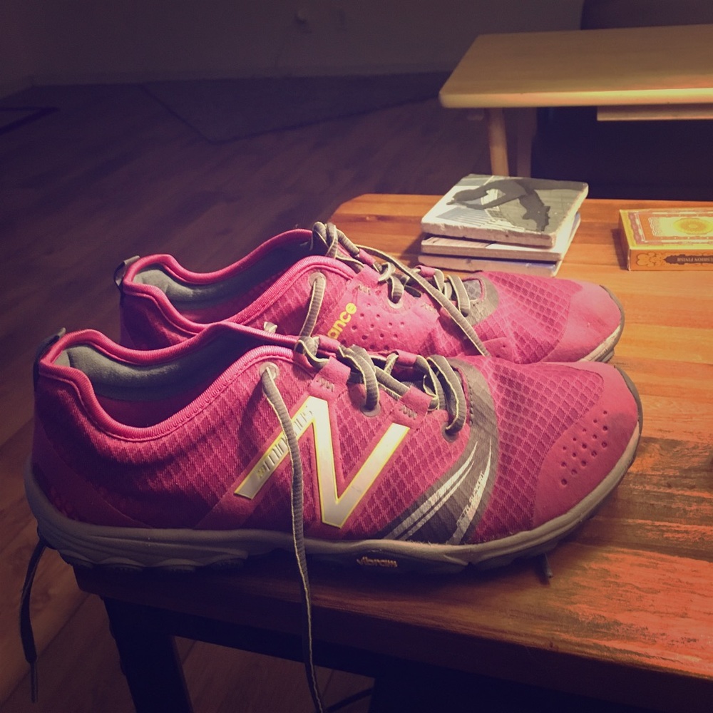 New Balance Minimus, barely worn, vibram soles